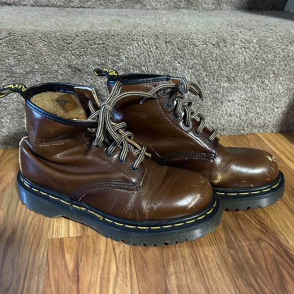 Dr Martens Yellow Sticth Boot Sz 7 - Picture 1 of 5